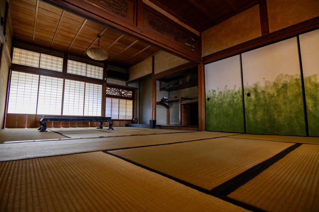 Calali Bed & Breakfast Karatsu Exterior photo
